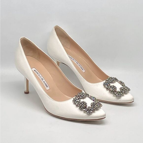 Manolo Blahnik Hangisi 70MM Crystal Buckle Satin Pumps size 37 - Picture 8 of 16
